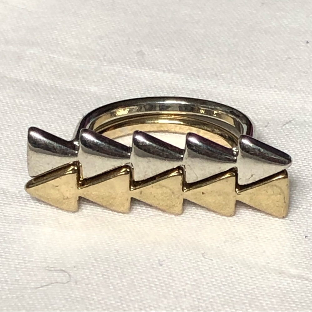 Interlocking Arrow Rings Size 7